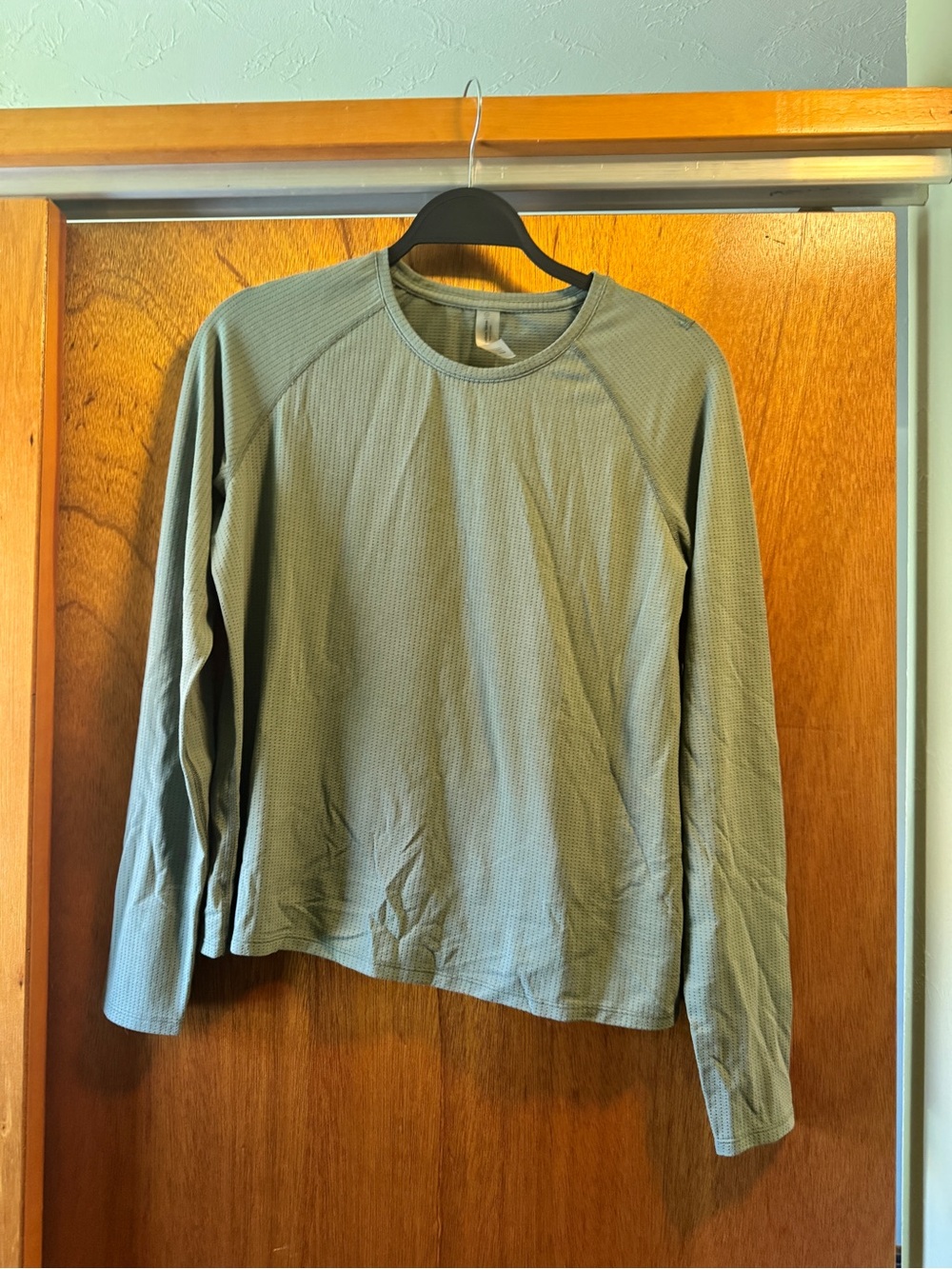 Outdoor Voices long sleeve
